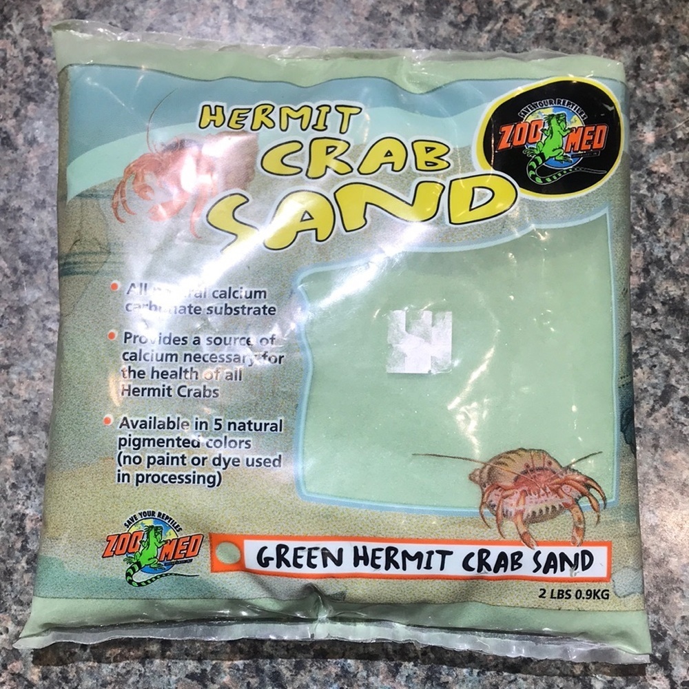 Hermit Crab Sand Zoo Med 2 lbs green.  All natural calcium carbonate substrate